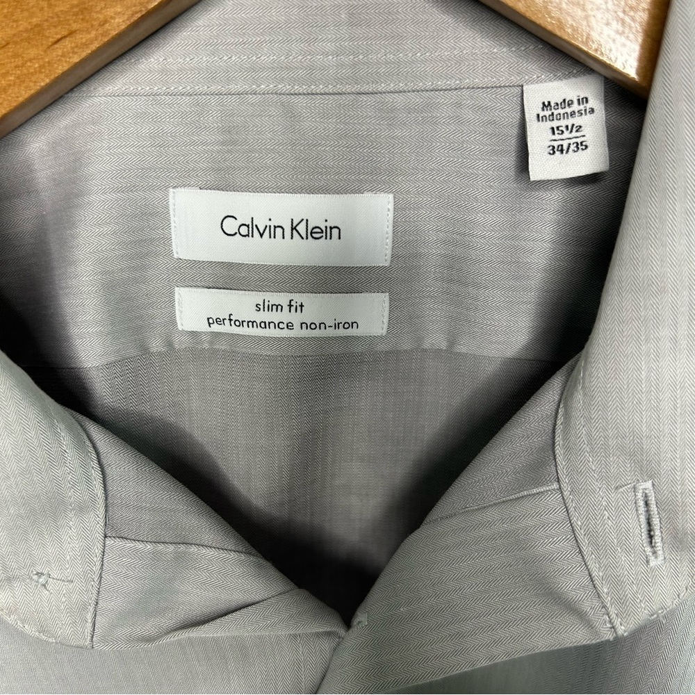 Calvin Klein Men's Grey Dress Shirt Slim Fit Size Medium - Picture 6 of 7